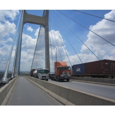 TPHCM rào chắn một phần cầu Phú Mỹ trong 3 tháng, xe lưu thông như thế nào?